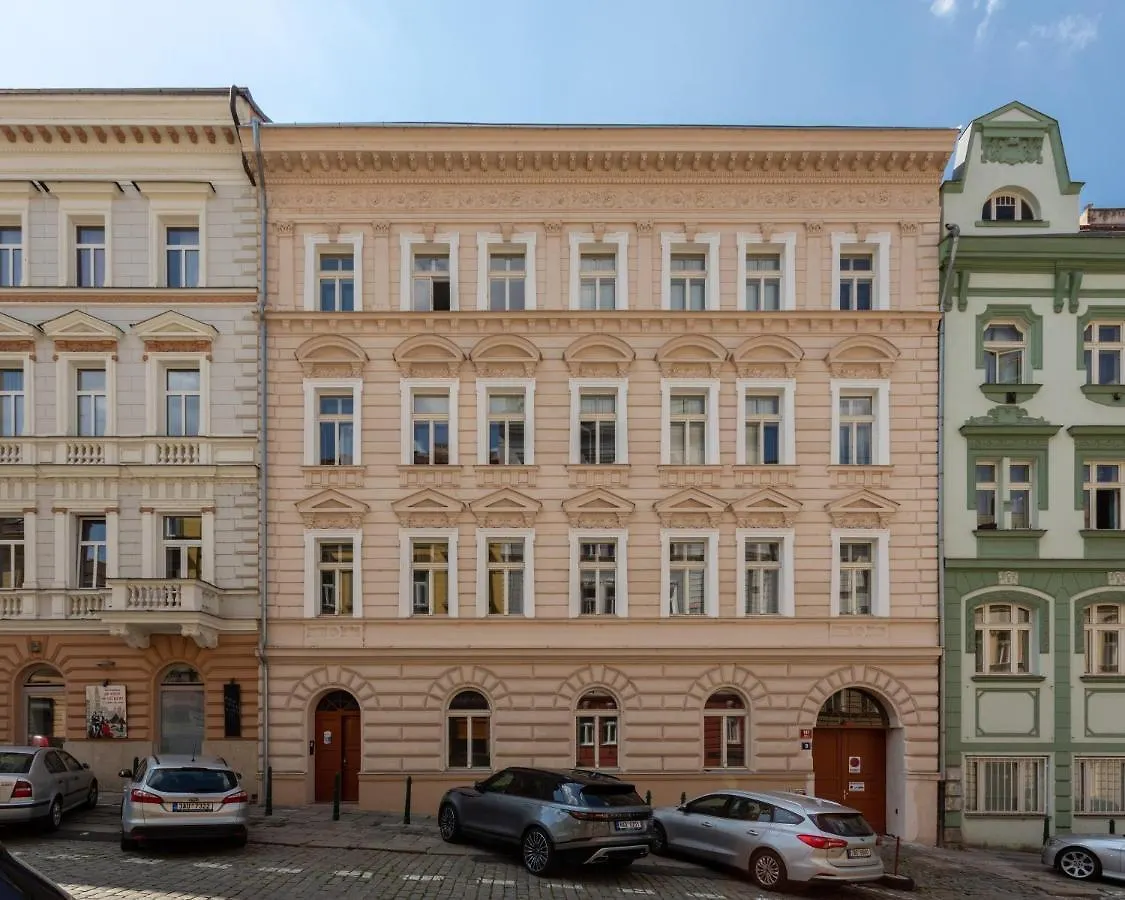Prague Days - Minimalist Apartment - Easy City Access Τσεχία